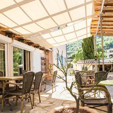Bed & Breakfast De La Vallee 3*
