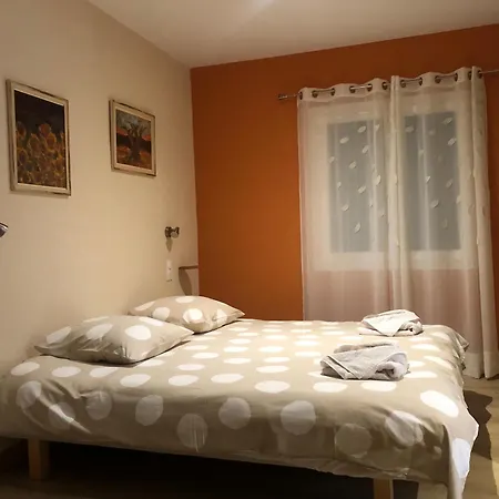 Bed & Breakfast De La Vallee Saint-Jean-de-Bueges
