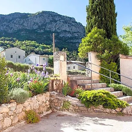 Bed & Breakfast De La Vallee 3*
